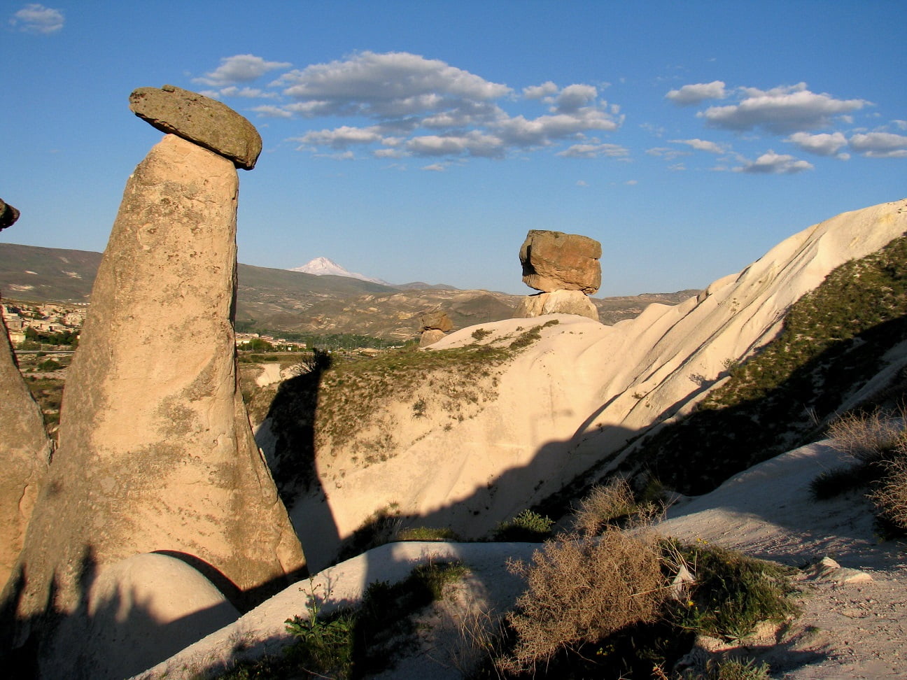 cappadocia-travel-chimneys-glimpses-of-the-world